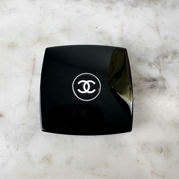 Chanel Limited Edition Eyeshadow Premier Or First Gold - Picture 3 of 4